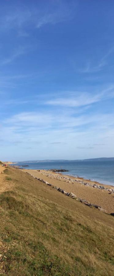 Bertie-By-The-Sea At Hoburne Naish Hotel Highcliffe Buitenkant foto